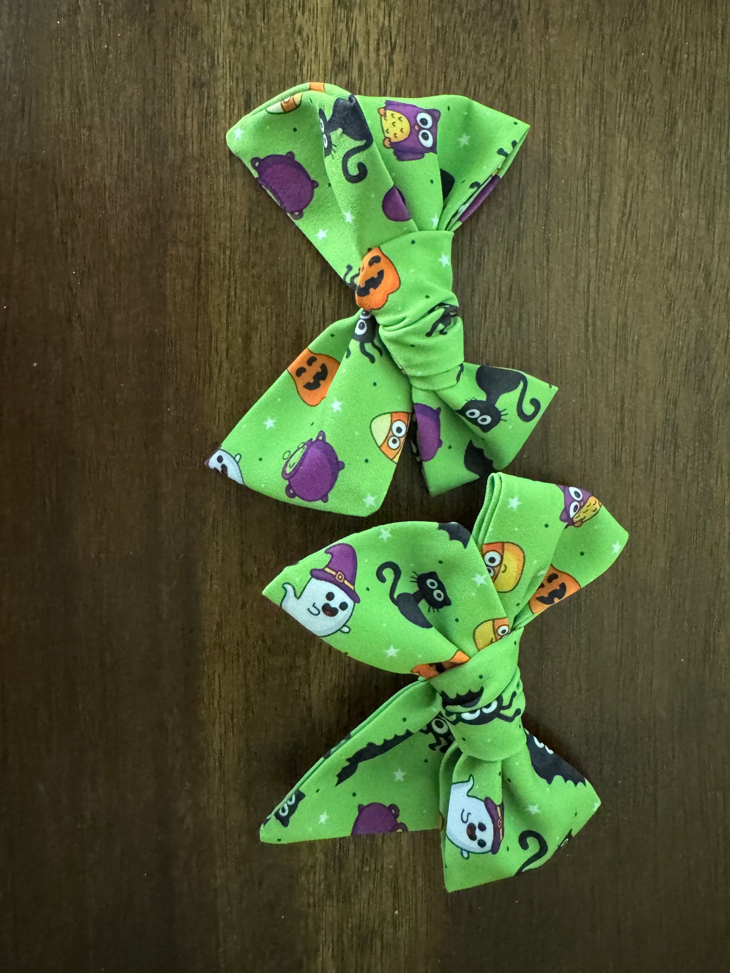 Halloween bows and dress
